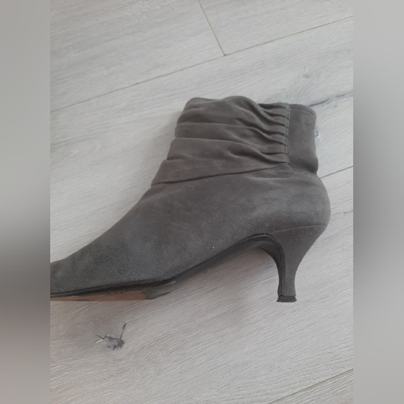 Vintage Donna Karan booties - Picture 1 of 6
